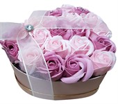 In culori pastelate: Trandafiri roz